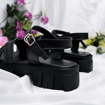 MADDIE - BLACK